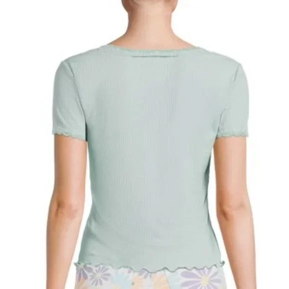 No Boundaries Juniors Lace Trim Ribbed T-Shirt Size Large - Picture 2 of 9